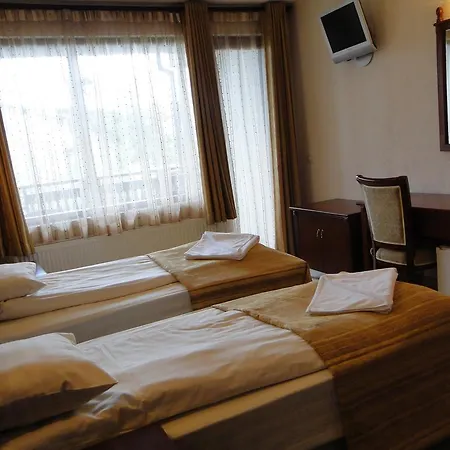 게스트하우스 Chicho Tsane 3*