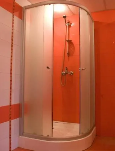 Chicho Tsane Gasthuis 3*